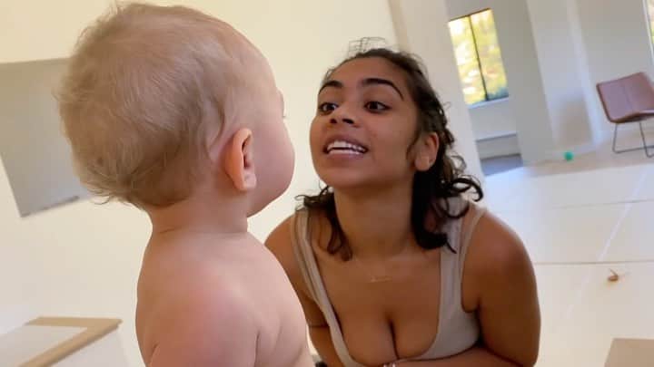 ナッシュ・グリアのインスタグラム：「Malakai says “cat” now 😭🥺」