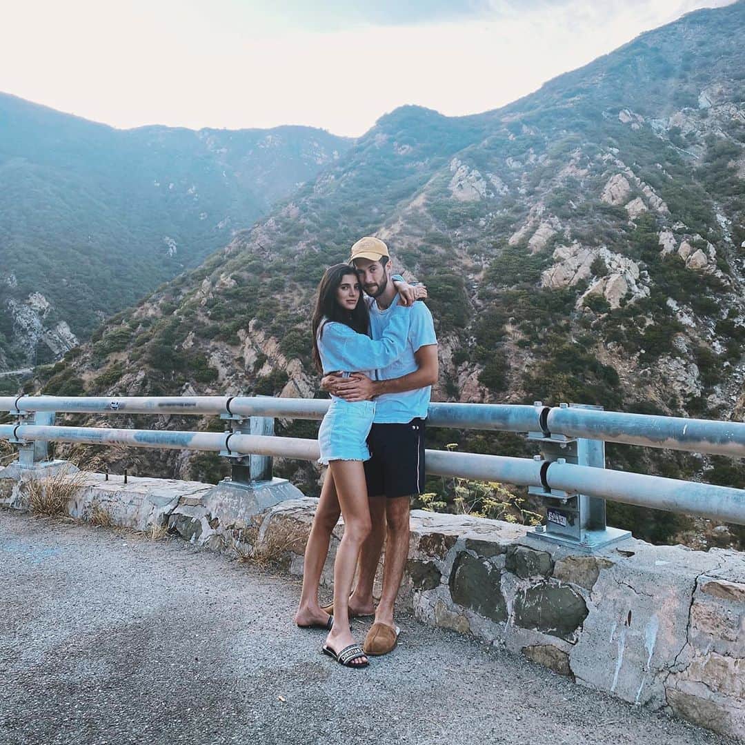 ローレン・ペルツのインスタグラム：「I’ll Rocky Mountain climb anywhere with you」