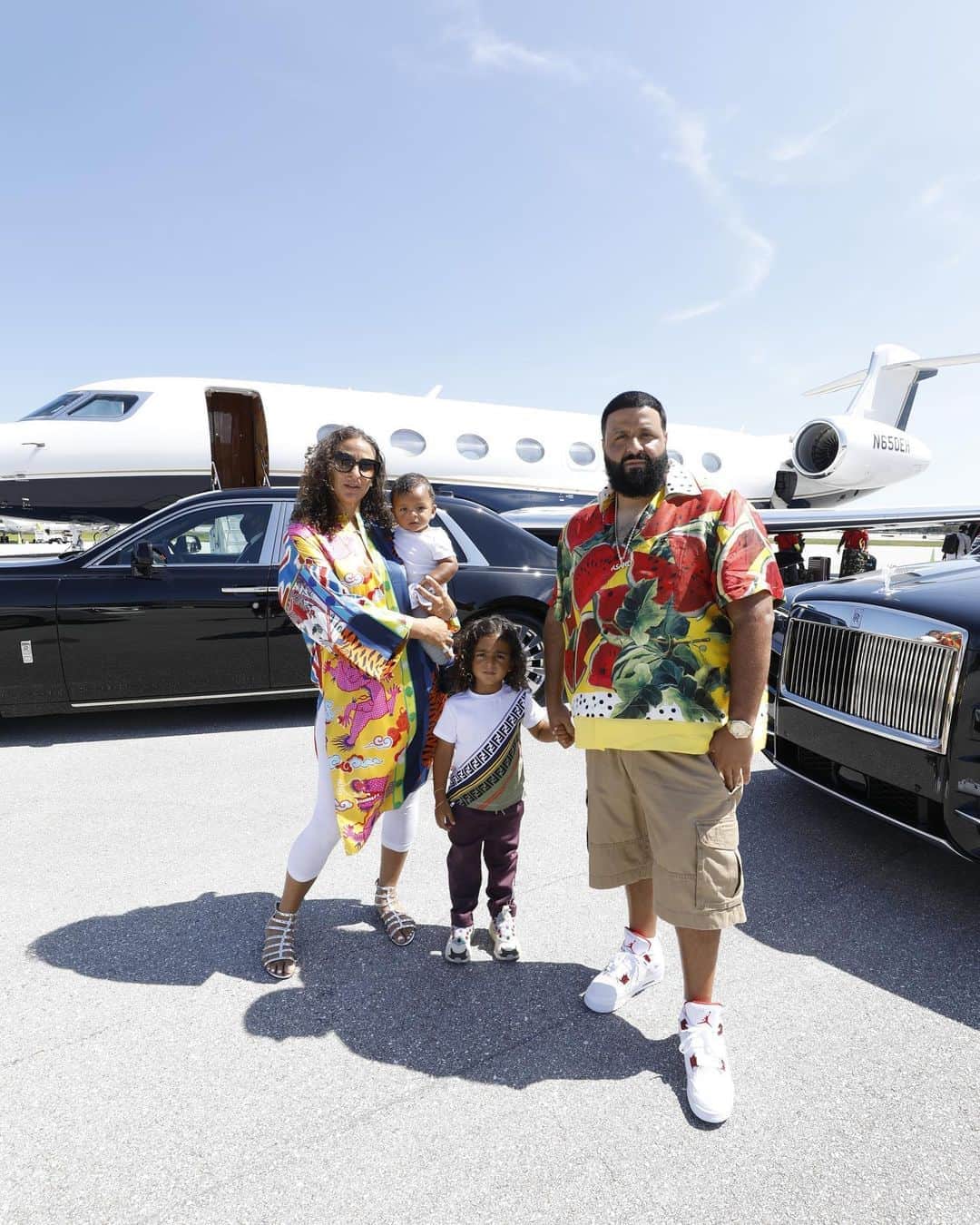 DJキャレドさんのインスタグラム写真 - (DJキャレドInstagram)「So you know who I do it for MY FAMILY!  MY TEAM ! MY LIFE ! The KHALEDS WE THE BEST」8月18日 4時44分 - djkhaled