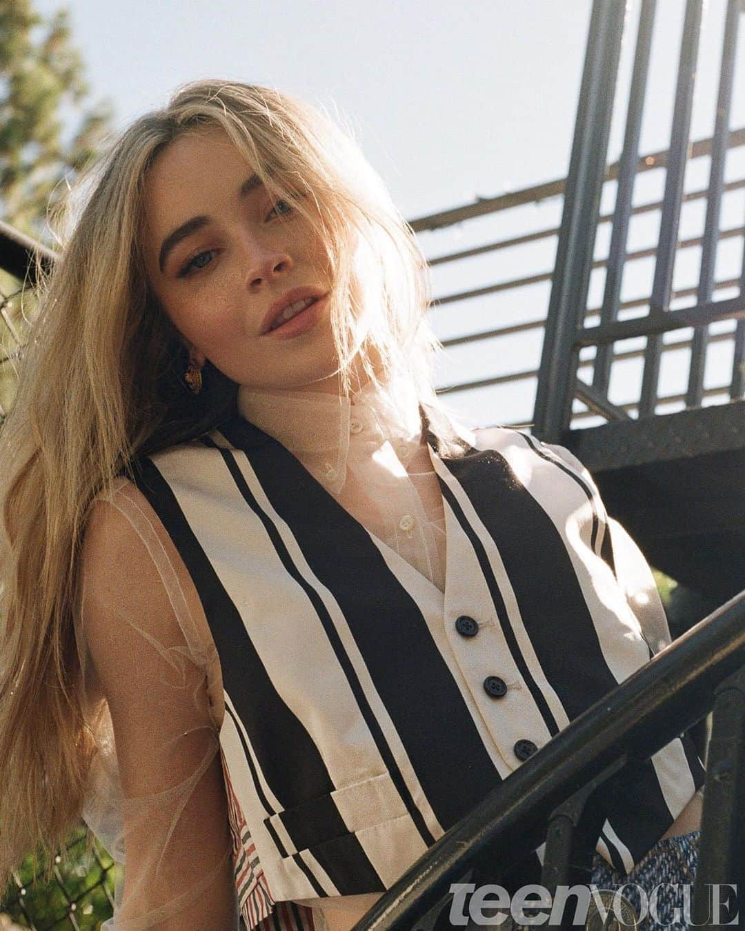 Teen Vogueさんのインスタグラム写真 - (Teen VogueInstagram)「"I think I was born somebody that really wants to control my narrative... I don't want to be living with somebody else's choices." ❣️ Needless to say, 21-year-old @workitmovie star @sabrinacarpenter has come a long way from her Disney Channel days. At the link in bio, the actor and singer talks to @claire_ifying about her decade-long career, being friends with @joeyking, and how she "trolls [herself] daily." 🌿  📸: @dontshakethepolaroid ✍🏻: @claire_ifying 👗: @jasonbolden 👱🏻‍♀️: @scottkinghair 💄: @allanface」8月18日 4時52分 - teenvogue