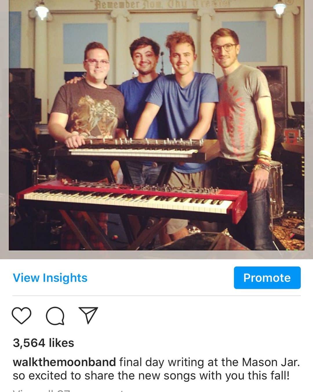 ウォーク・ザ・ムーンのインスタグラム：「these dudes released their demos last friday, with proceeds going to @ivotedconcerts. store.walkthemoon.com (august 2013)」
