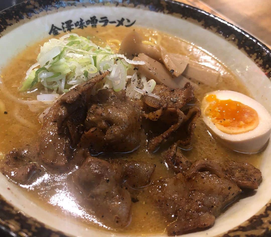 木原稔のインスタグラム：「外で仕事をする人は、適度な塩分とたくさんの水分を補給しましょう。」