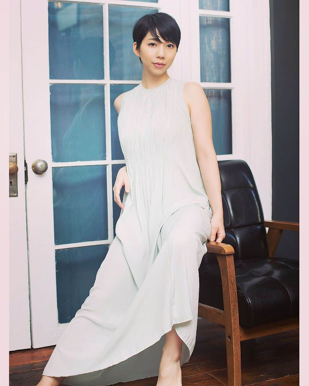 小泉麻耶さんのインスタグラム写真 - (小泉麻耶Instagram)「New look 💖 Do you like it? 🦦⭐️  Thank you for shooting @chiakiikato 📷✨ #japanese #actress #asian #newyork」8月18日 7時12分 - mayakoizumi