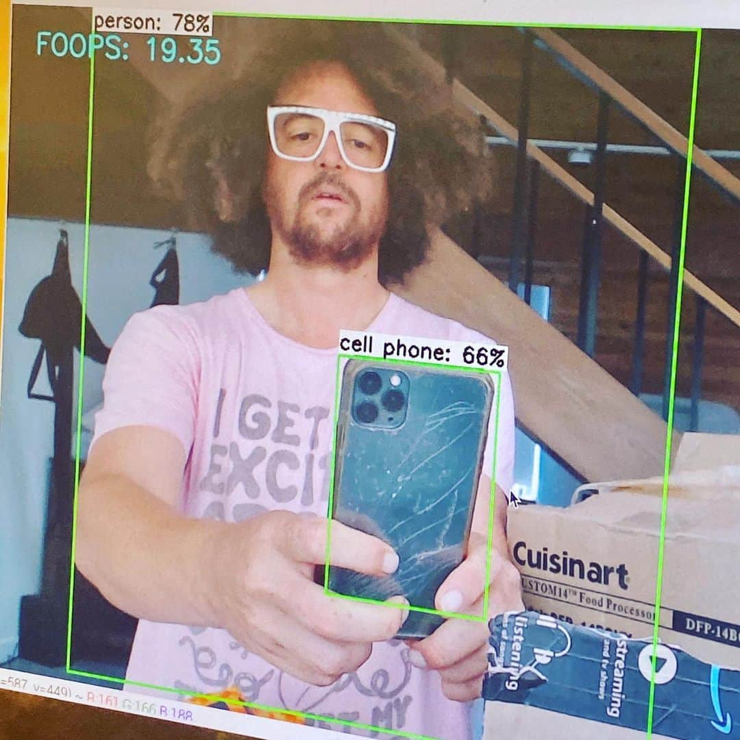 レッドフーさんのインスタグラム写真 - (レッドフーInstagram)「My Fro is back intact. Thanks to @amberdanielovich」8月18日 7時56分 - redfoo