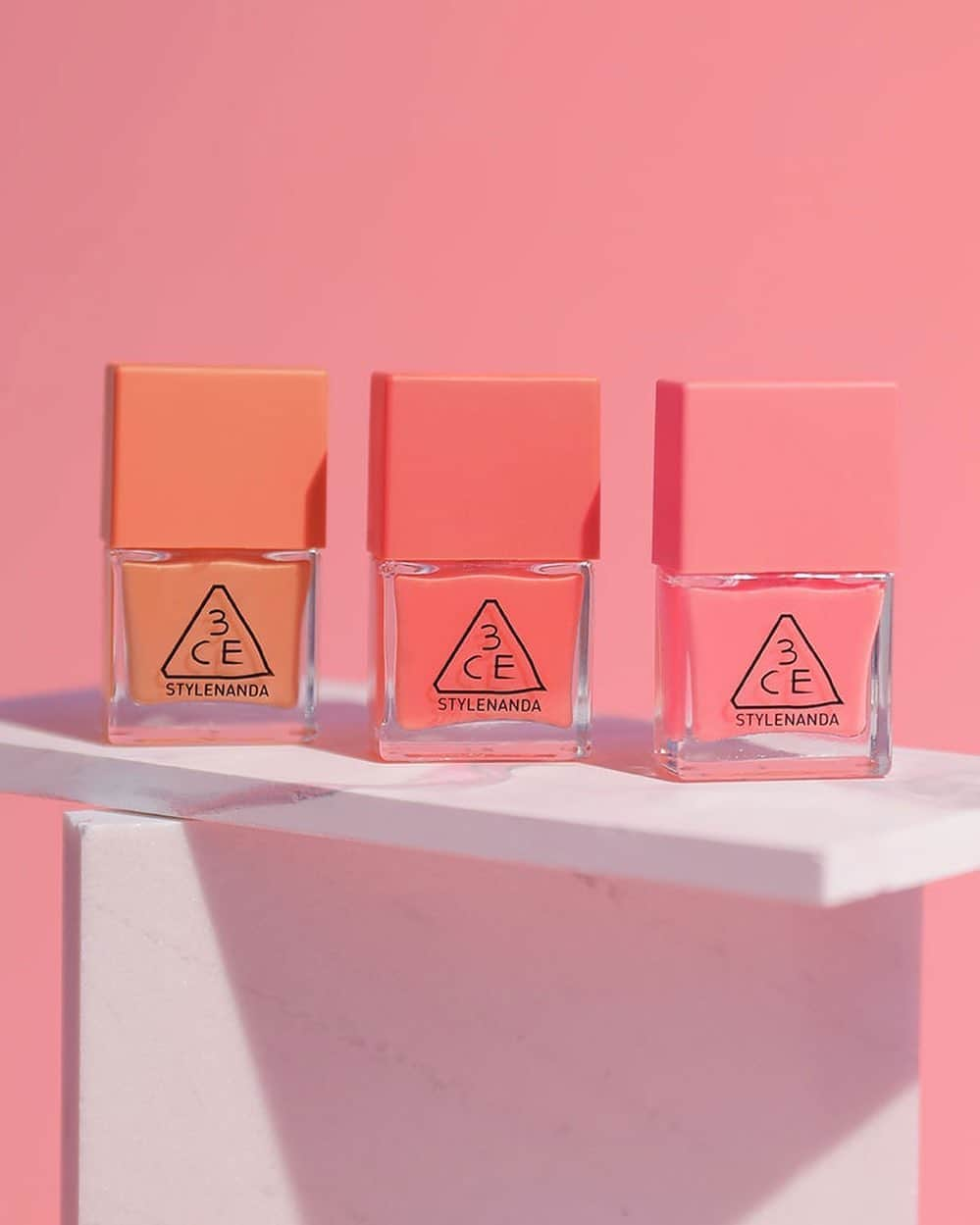 3CE Official Instagramさんのインスタグラム写真 - (3CE Official InstagramInstagram)「3CE MOOD FOR BLOSSOM NAIL LACQUER 맑은 컬러링과 화사함으로 해석된 무드 포 블라썸 네일 3종 스페셜 키트💅🏻 - MOOD FOR BLOSSOM NAIL Special Kit💅🏻 #3CE #3CEMOODFORBLOSSOM NAILLACQUER」8月18日 8時10分 - 3ce_official