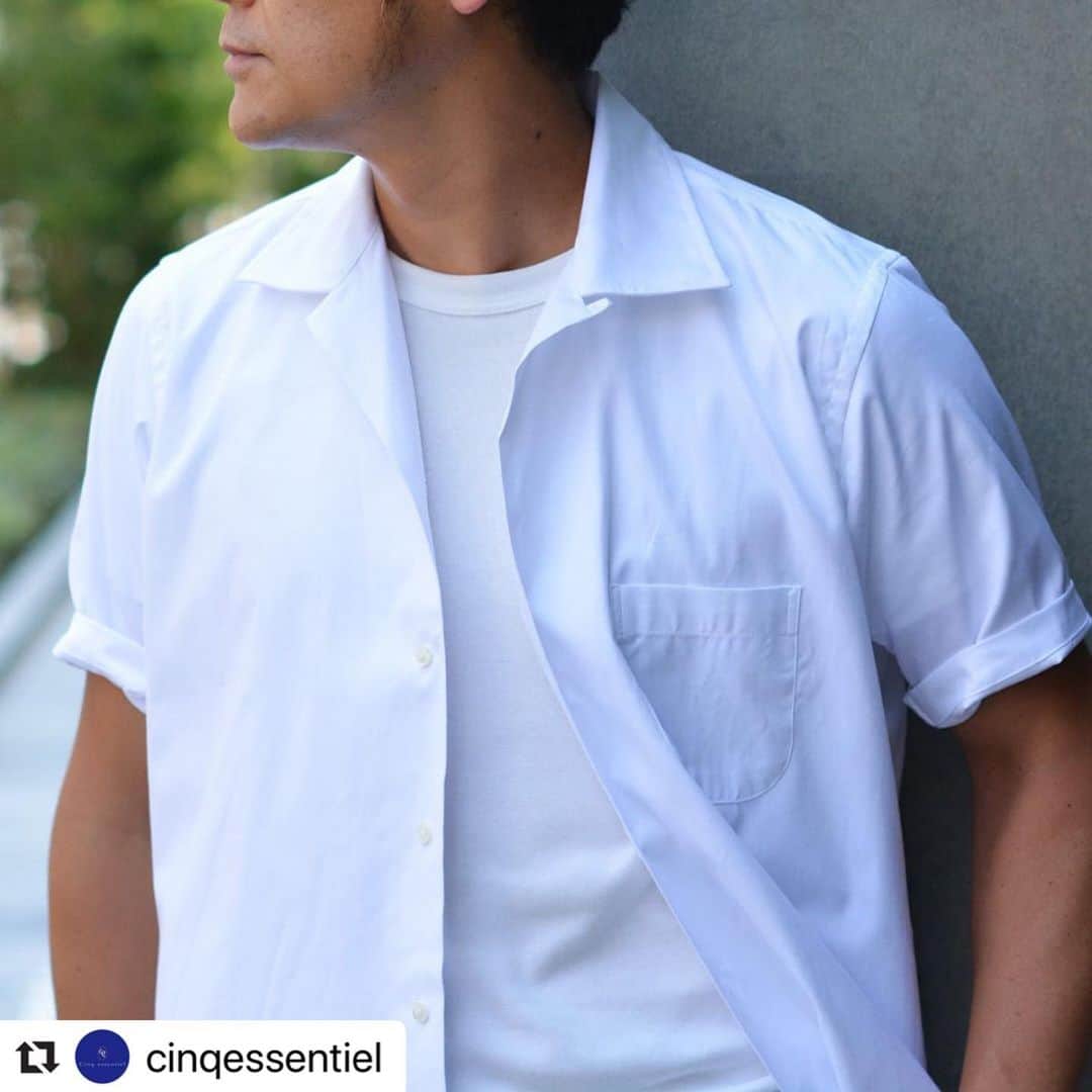 のインスタグラム：「Thank you!  #Repost @cinqessentiel with @make_repost ・・・ * Now is the time to wear an open collar shirt! !! * MORE SPRING & SUMMER SALE!!! スプリング&サマーセールがバージョンアップ!!! 対象商品は30%オフ〜70%オフにてご購入いただけます!!! 盛夏物も登場です‼︎ お早めにご検討くださいませ!! * * 詳しくはトップページの @cinqessentiel プロフィールから 「www.cinqessentiel.com/」をクリック * #individualizedshirts #インディビジュアライズドシャツ #maisoncornichon #メゾンコルニション #berwich #ベルウィッチ #contreallee #コントレアリー  #mensfashion#mensstyle#fashion#fashionista#ootd#Outfit#instagood#instastyle#instafashion#cinqessentiel#kobe#umeda#ファッション#サンクエッセンシャル#メンズファッション #フレンチスタイル #オープンカラーシャツ」