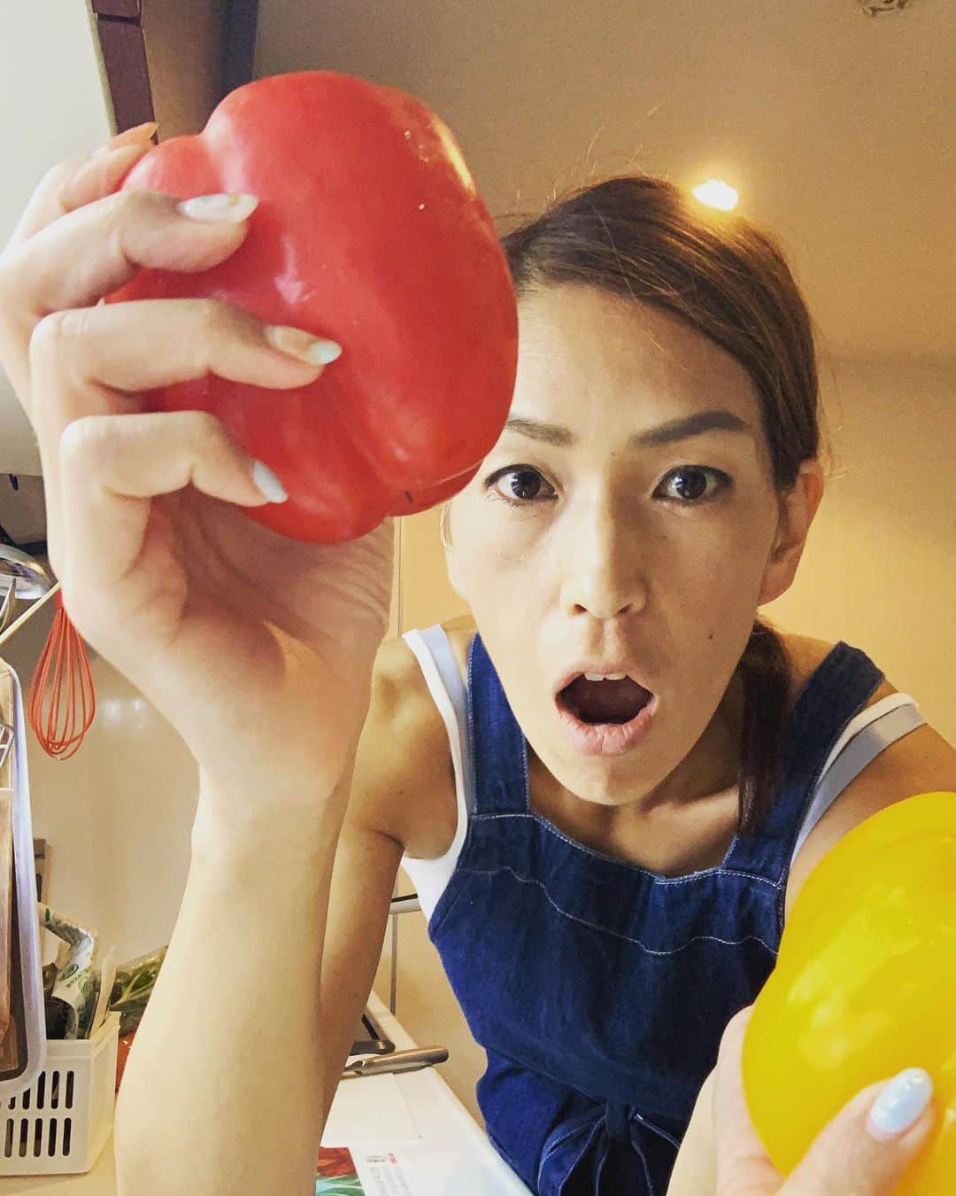 山田幸代さんのインスタグラム写真 - (山田幸代Instagram)「おはよーございます！ 今日の朝は少し涼しかったので、先に走ってきました💪🏻  そして、朝から自分用にアップルケーキ🍰焼いて、今日はガッツリ食べれるように準備‼️笑  今日も仕事などなどたくさん詰まってますが、日常の生活で1日過ごせることが幸せなんだと心の底から感じます❤︎  #アップルケーキ #誕生日 #趣味は料理 #好きなことはお皿洗い」8月18日 9時20分 - lacrosseplayer_sachiyoyamada