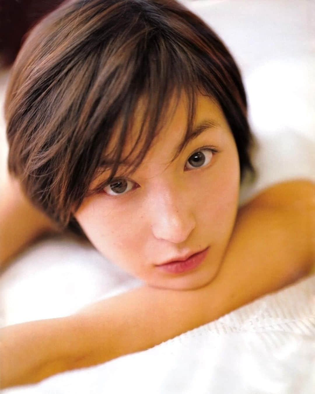 広末涼子ファンのインスタグラム：「マガジン「ジュノンボーイズJBS（JUNON 2001年2月号臨時増刊）」  #広末涼子 #hirosueryoko #ryokohirosue #ヒロスエ写真集」