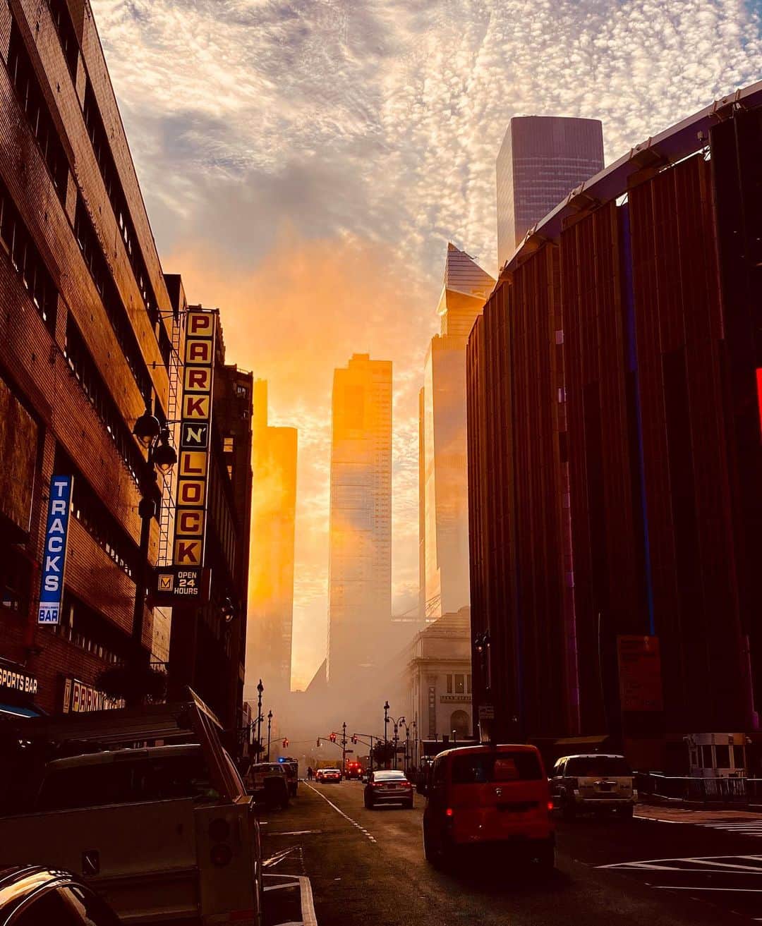 小浪次郎のインスタグラム：「July Color I moved Manhattan」