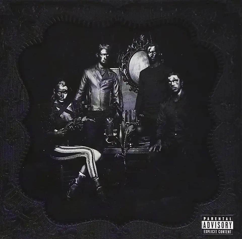 のインスタグラム：「今日の一曲は Halestormで『Love Bites (So Do I)』です✨ アルバム「The Strange Case Of...」に収録。 アメリカのハードロック・バンド、ヘイルストームのセカンド・アルバムの冒頭を飾る名曲です✨ ギター、ヴォーカルのリジー・ヘイルの存在感が凄いバンドですね👍 (№348) #歌舞伎　#中村松江 #halestorm #lovebites(sodoi) #thestrangecaseof...」