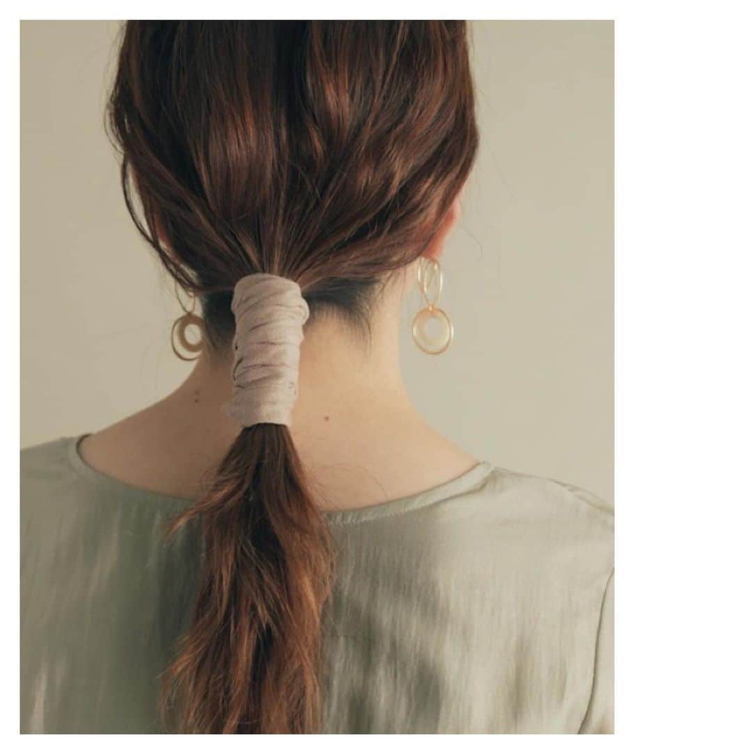 SMELLYさんのインスタグラム写真 - (SMELLYInstagram)「New arrival﻿ ﻿ ワイヤーグルグルヘアリボン﻿ ¥1,200+tax﻿ ﻿ ﻿ #smellyjp#acc#accessory﻿ #hairaccessory#hairarrange﻿ #スメリー#アクセ#アクセサリー#ヘアアクセサリー﻿ #ヘアアクセ#紐アクセ#紐アレンジ﻿ #プチプラ#プチプラアクセ﻿ ﻿」8月18日 10時35分 - smelly.jp