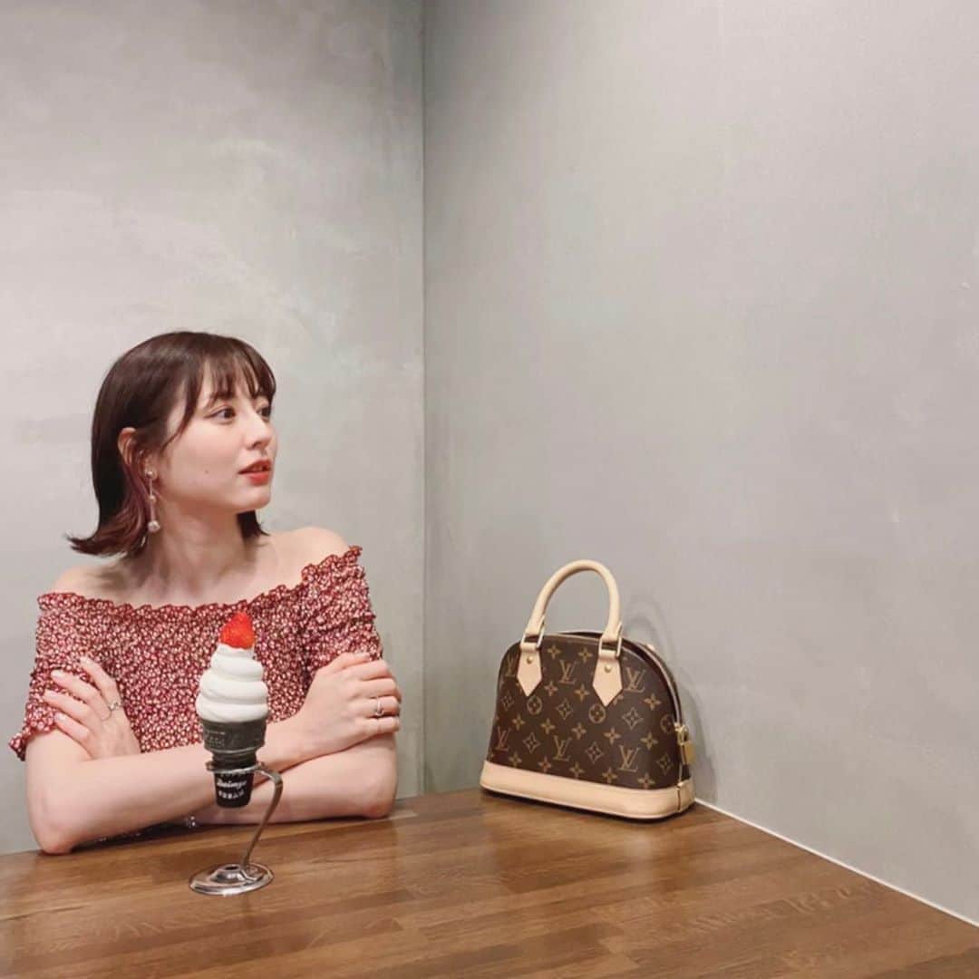 杉本有美さんのインスタグラム写真 - (杉本有美Instagram)「可愛いソフトクリーム食べた😊💜  @grl_official   #grl #グレイル」8月18日 10時28分 - sugimotoyumi_official
