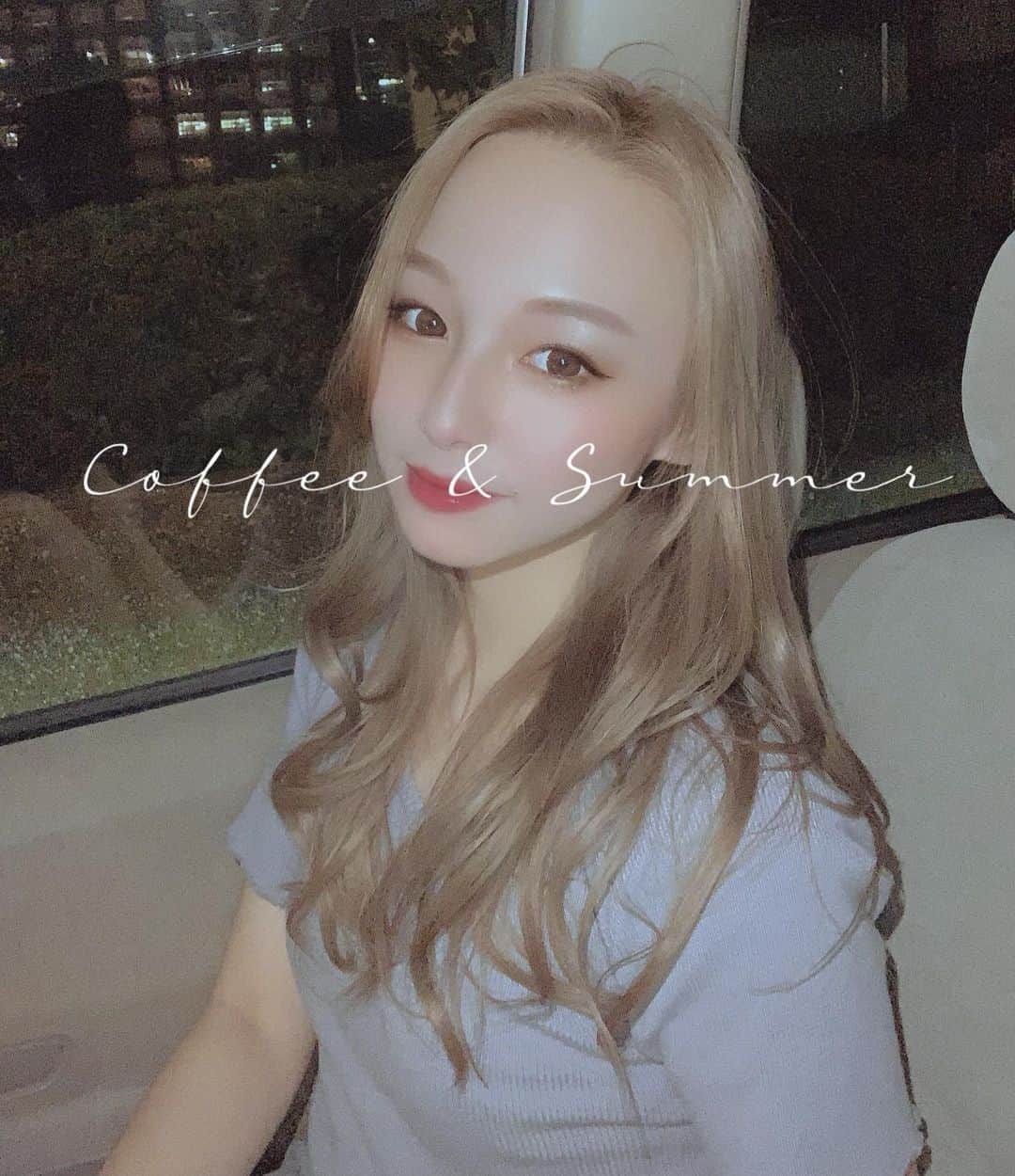 鈴木ユリアのインスタグラム：「. 🖤」