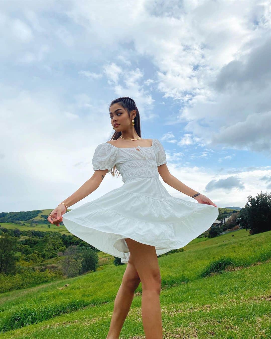リリーマイマックのインスタグラム：「Sound of music vibes 🌿  wearing @sheinofficial  Dress ID: 1117290  Use my code Lily2020 🛍 For extra 15% off any orders on US,UK,AU,CA,MX,ES SHEIN websites (valid until 30 Sep) #SHEIN#SHEINgals」