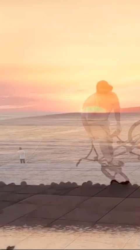 のインスタグラム：「Summer To Autumn. #aresbikes #bmx #flatland #luv #sic #nujabes #music #summer #autumn #ug #madbunny #sunset #dvsshoes #lumix #gopro #freestylebmx #photography #japan #tiktok #reels #instagram #music #lofihiphop #sunset」