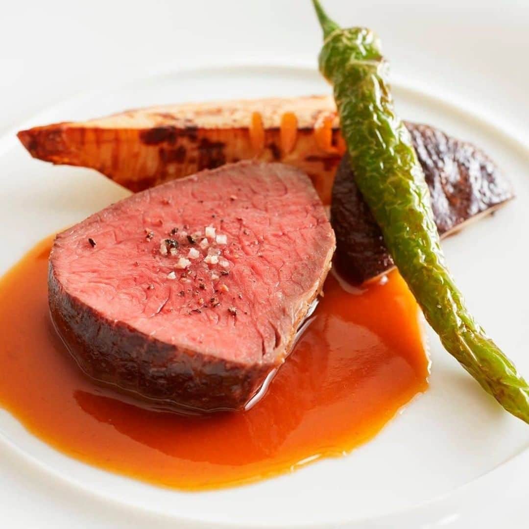 オズモールレストランのグルメインスタ