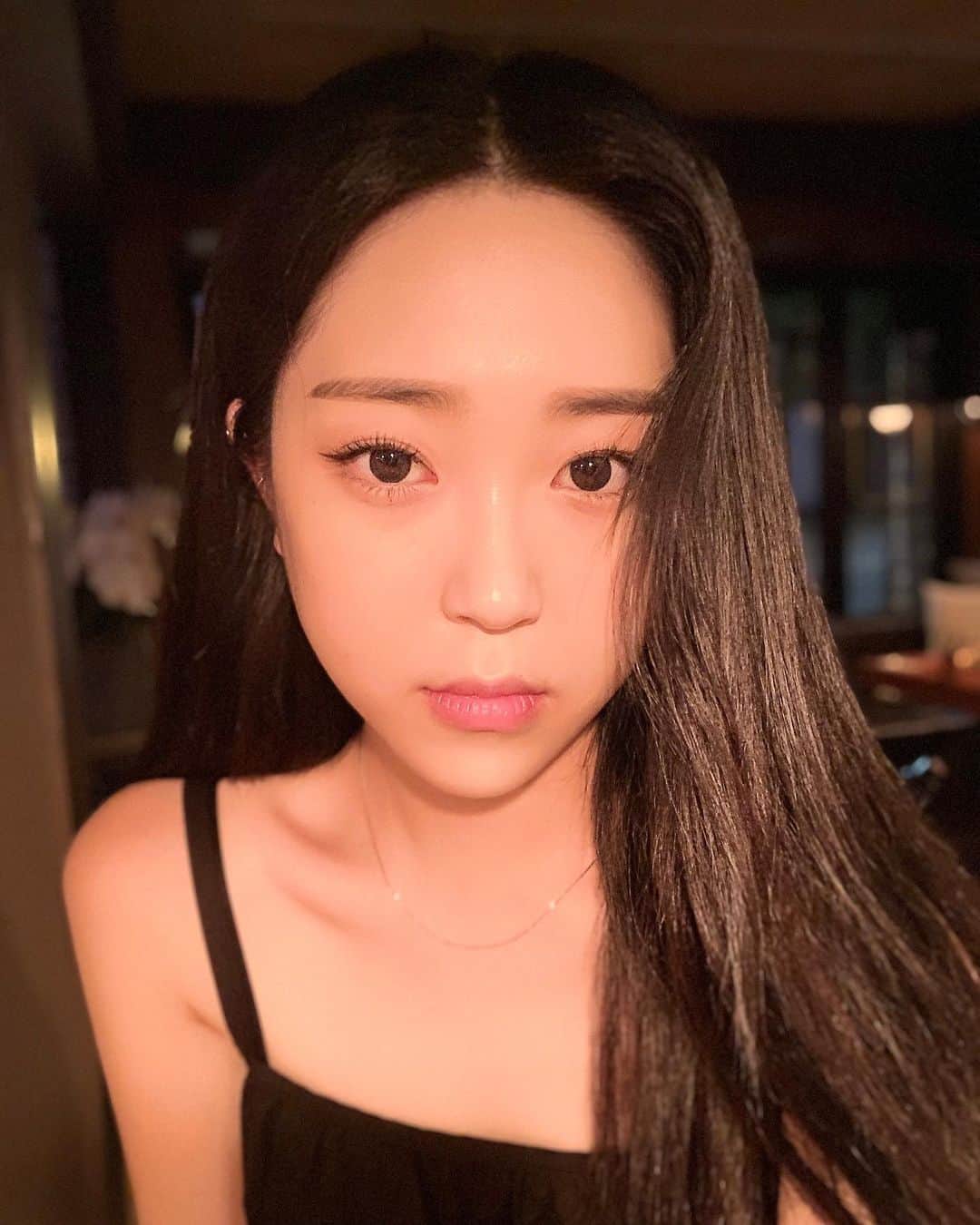 チャ・ユンジのインスタグラム：「장마 vs 폭염 여러분의 선택은 모에효....🤪」