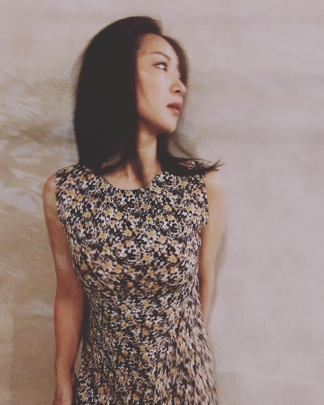 階戸瑠李のインスタグラム：「夜散歩🚶‍♀️ ☽･:* 今からお家映画time⏰」
