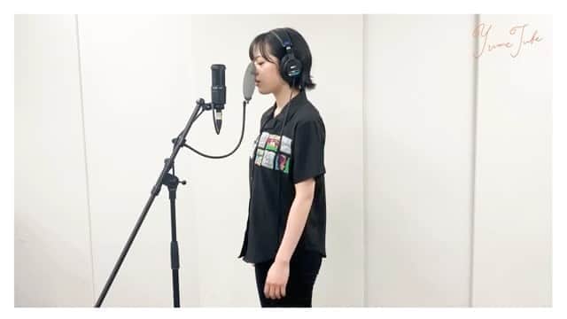 のインスタグラム：「今週の「YumeTube」は、LiSAさんの「紅蓮華」をバラードバージョンでカバーしました！！  いつもお世話になっているしょこさんに、素敵すぎるピアノを弾いていただきました🙇‍♂️  綺麗で儚いけどこか強い、そんな歌になっていればいいなーと！！思います！👏🏼  チャンネル登録と👍をよろしくお願いします⚐  チラ見せ動画は、毎週ちょっとだけ載せていこうかな…？と思っております✋   #紅蓮華 #lisa #歌ってみた」