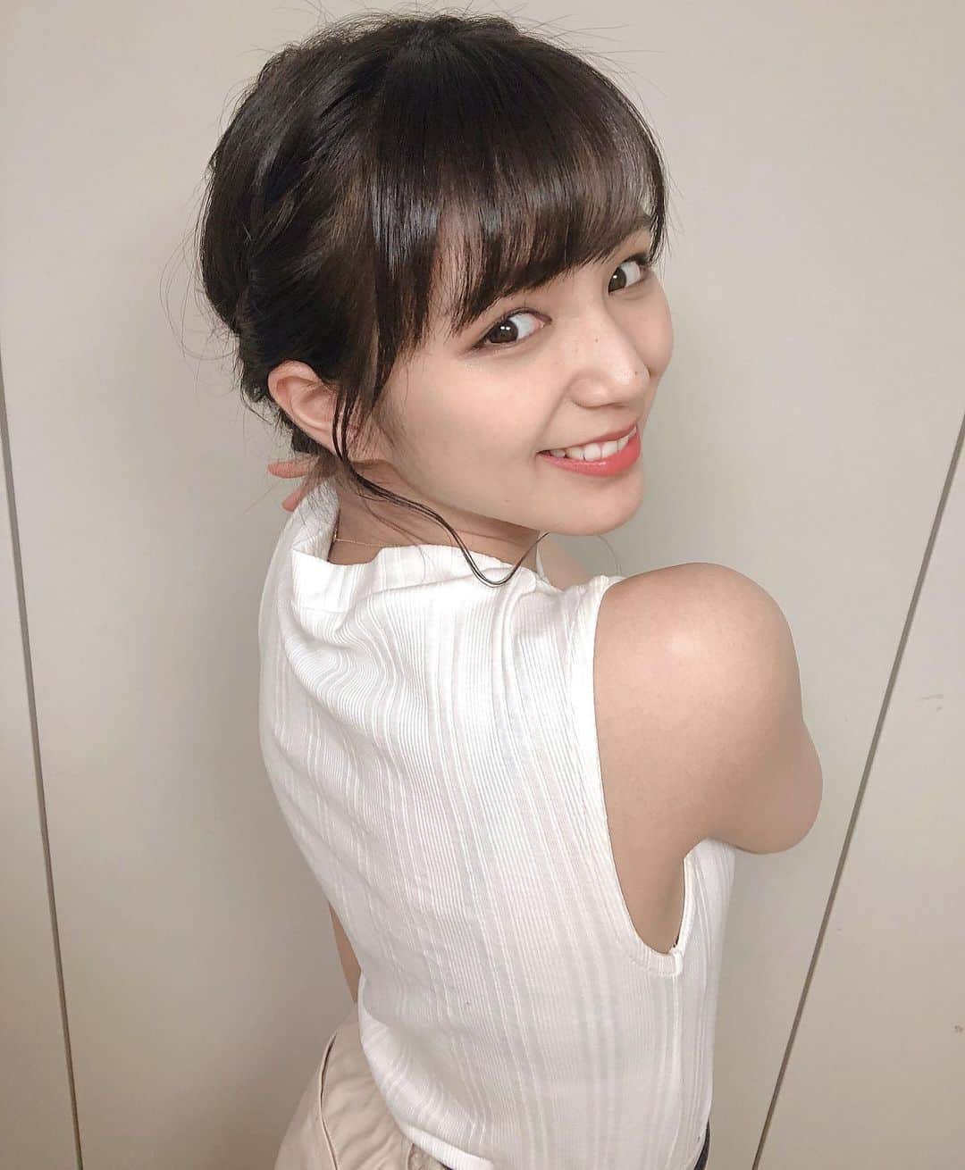 愛来さんのインスタグラム写真 - (愛来Instagram)「︎︎☁︎︎ 🐩🤍 #white #fashioncode #愛来」8月18日 ...