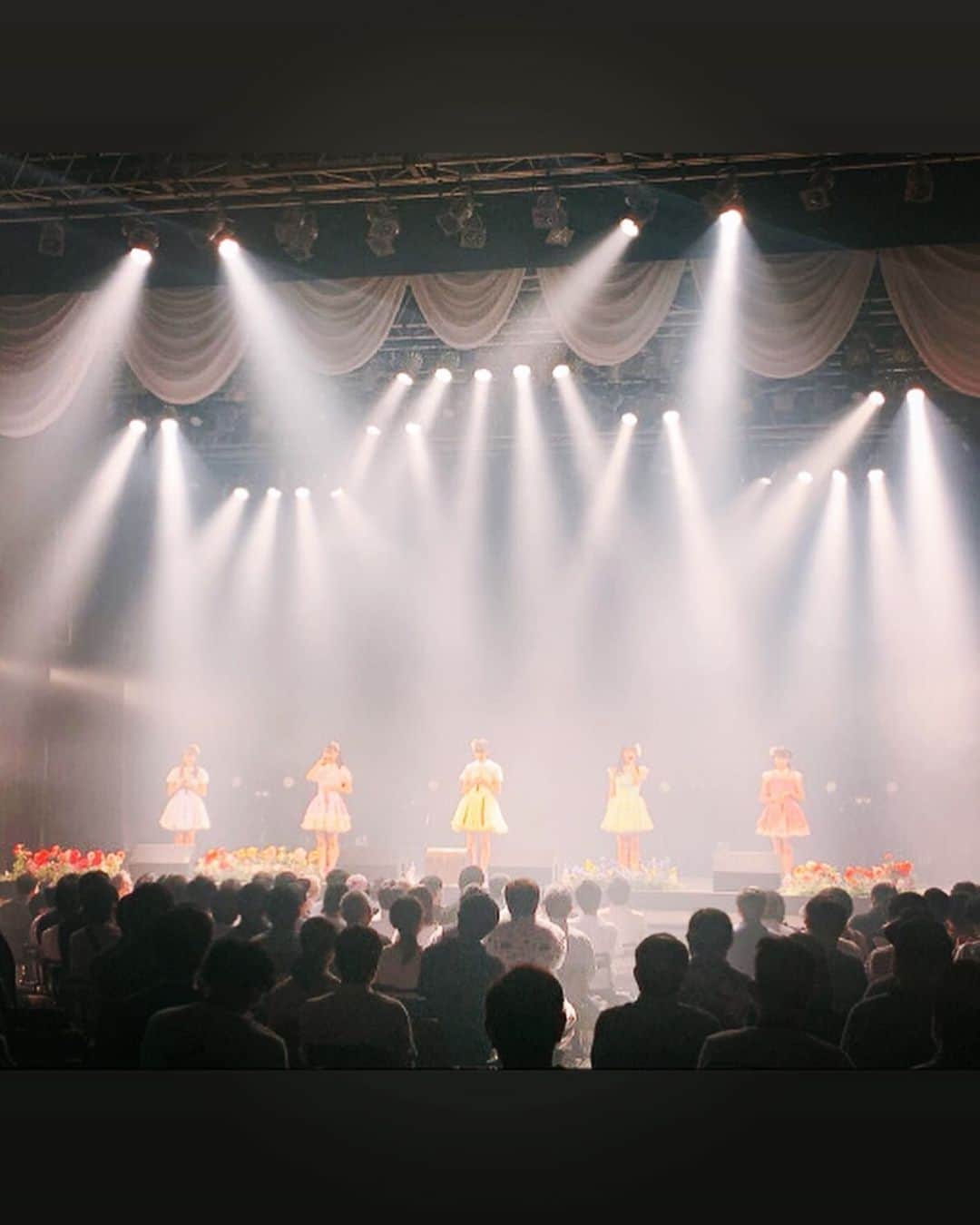 吉田万葉さんのインスタグラム写真 - (吉田万葉Instagram)「ラストライブ本当に本当にありがとうございました。 少しずつ少しずつ実感が湧いてきたような気がします。  みんなのことが大好き💗💗💗  私の気持ちを書きました。 読んで頂けると嬉しいです。」8月18日 12時59分 - manyo.0122