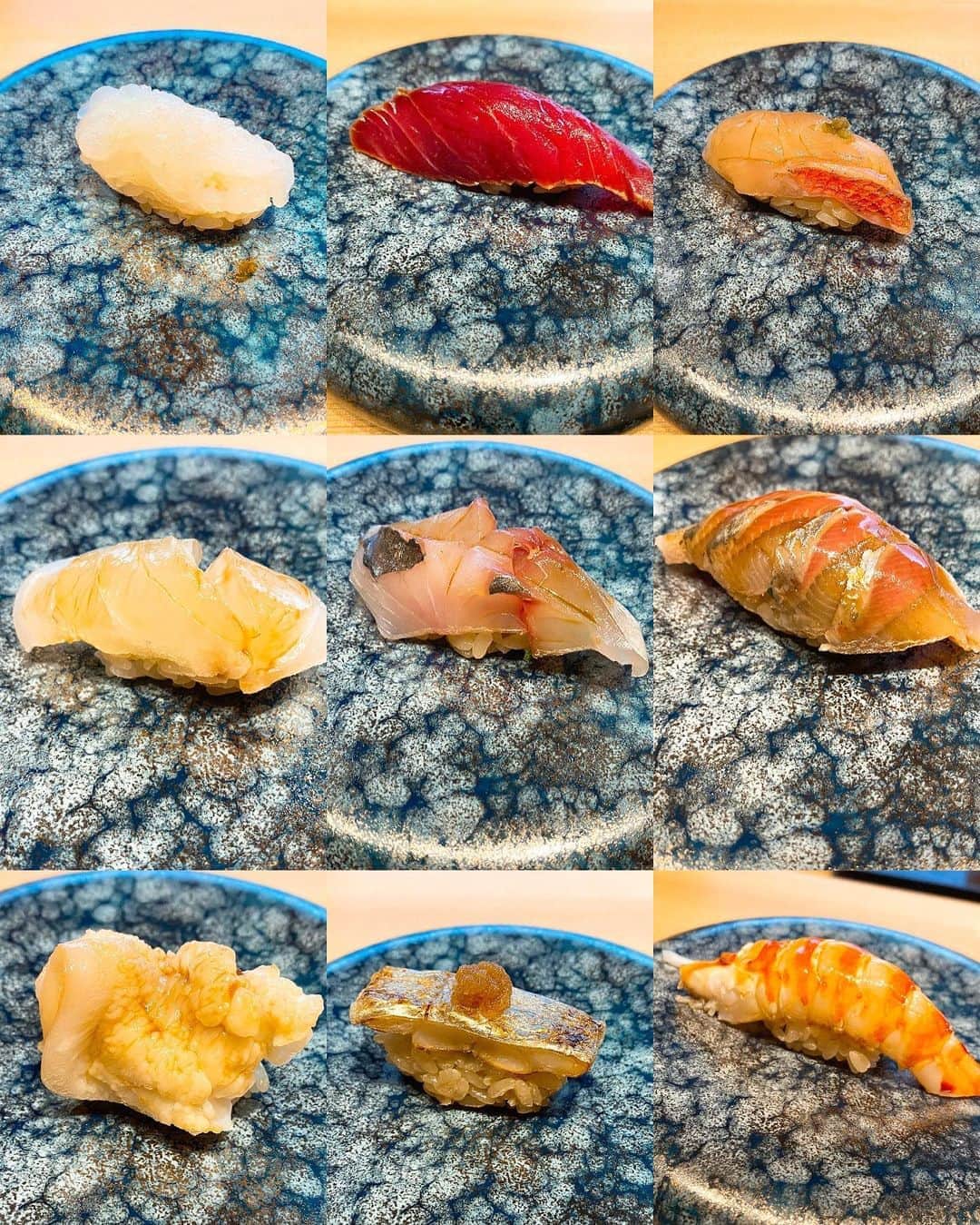 中村江莉香さんのインスタグラム写真 - (中村江莉香Instagram)「おしゅし🍣🍣🍣 @dj_peach_ と月１の美食会🤤 先月オープンしたばかりの @taku0314ya さんへ行ってまいりました🌟 もうね、、、めちゃんこ美味しい。 大将の拓也さんは以前、あの有名な#かねさか さんのシンガポール支店🇸🇬#shinjibykanesaka にいらっしゃったって‼︎凄すぎる😂✨❤️ そんな方が握るお寿司を食べられて最高に幸せな時間を過ごせました☺️✨ ひとつひとつのお魚や食材と向き合われて、考え抜かれた調理法✨ 「これを食べて欲しい」って言う気持ちが伝わり、私も大切な誰かと食べたいなぁって💕そんな気持ちにさえなりました🤤‼︎(美味しいものを食べてる時って、これをあの人にも食べさせたい‼︎みたいな気持ちになりますよね？☺️) 心も身体も満たされました🌟‼︎ どのお寿司も最高に美味しかったのですが、特に‼︎ #たちうおの握り が私の中でお寿司ではない❗️でもお寿司でした‼︎笑 このご飯にこれを乗せたいよね、このお魚にこのご飯をかけこみたいよね💕みたいな‼︎(文章では伝えにくい？！伝われ！笑) まさに#お寿司の新しい世界 よ🤵👰 美味しいものを食べるって幸せやぁ〜♡ 隣に美女も居て余計最高な時間を過ごせました〜🤫💕💕 @dj_peach_ また来月❤️❤️ そしてこの貫禄ある大将... まさかの年下で20代。恐るべし🤣✨ #美味しいご飯が好き #お寿司大好き #米農家 #無農薬玄米 #お米作ってます #美食家 #食べることが好きな人と繋がりたい #食と向き合う #素晴らしい #おすすめのお寿司 #ごちそうさまでした #女子会 #楽しい女子会 #食材にこだわる #こだわる方のお店 #こだわる方 #お話が楽しい #詳しく説明してくださる #素敵なお寿司屋さん #舞茸のオイル #お家で真似する #作り方も教えてくださった #寿司職人 #和食好きな人と繋がりたい」8月18日 13時09分 - erica_nakamura