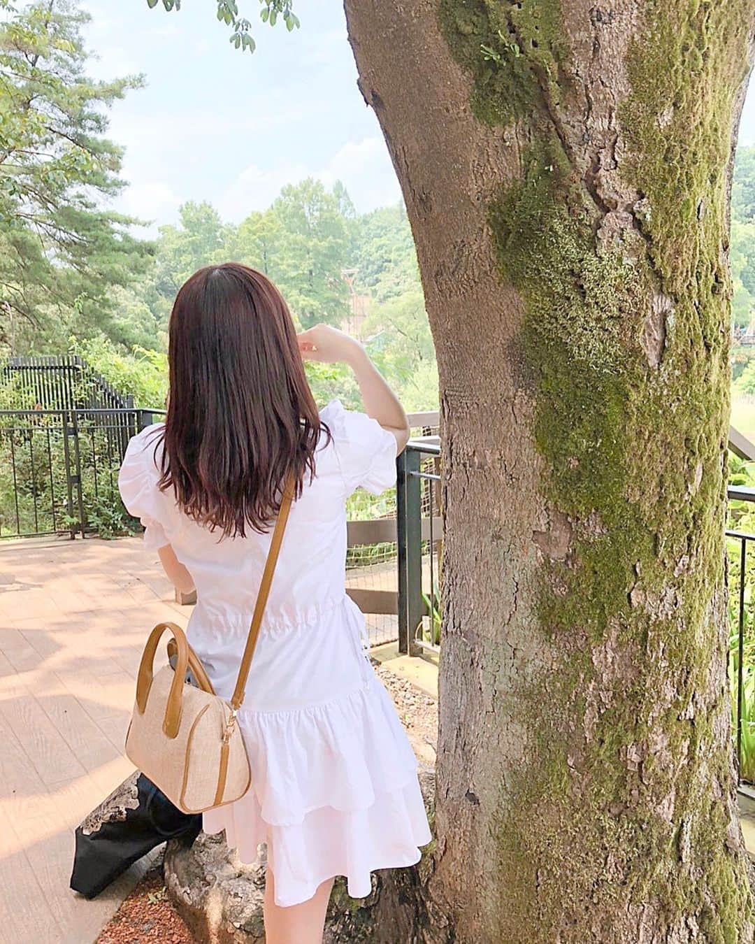 廣川奈々聖のインスタグラム：「⸜ おしらせ 🕊📸 ⸝ ﻿ ﻿ ﻿ 今日より、私が参加させて頂いている﻿ 写真展がスタートしました！﻿ ﻿ ﻿ ムーミンバレーパークで撮った写真が﻿ 50点ほど展示されています𖠿 .゜﻿ ﻿ どれも夏を感じる写真になっているので﻿ 是非覗いてみてください！観覧無料です！🌈﻿ ﻿  ﻿ ﻿ ▫️﻿ 期間：2020年8月18日（火）～8月26日（水）﻿ 時間：12:00～19:00﻿ 会場：原宿 FUJIFILM WONDER PHOTO SHOP 2F﻿ ▫️﻿ ﻿ ﻿ ﻿ #カメラ部#カメラ女子#カメラ好きな人と繋がりたい#写真展#写真展示#アイドルカメラ部#ムーミンバレーパーク#moominvalleypark#原宿#fujifilmwonderphotoshop」