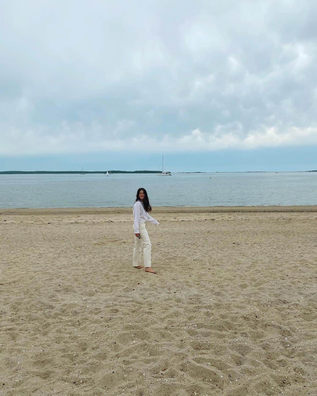 エミリー・DiDonatoさんのインスタグラム写真 - (エミリー・DiDonatoInstagram)「Beach walks ❤️🌅」8月18日 21時47分 - emilydidonato