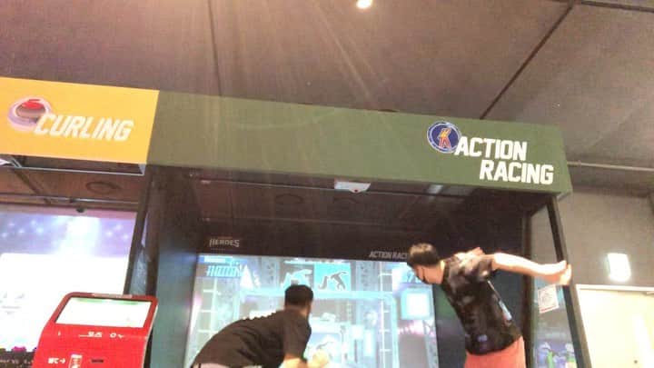 ヒョクジン のインスタグラム：「👾 🕹」