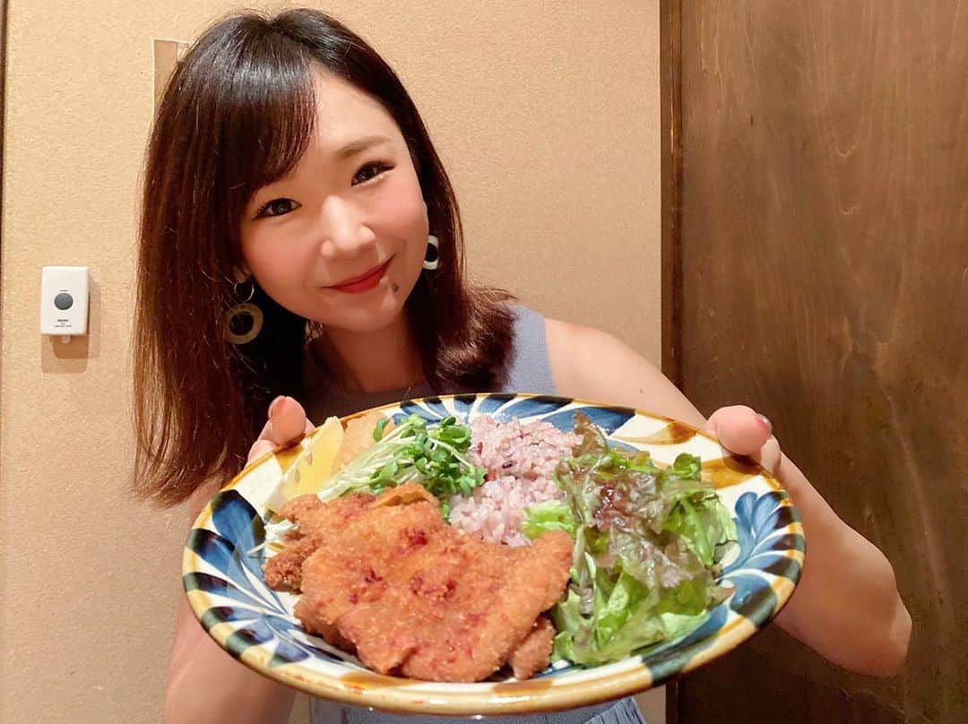 前川由希子のグルメインスタ