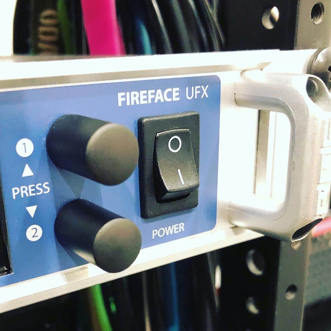 上杉洋史のインスタグラム：「I'd like to show my appreciation for your hard work in my studio and congratulate on your retirement. #rme #firefaceufx」