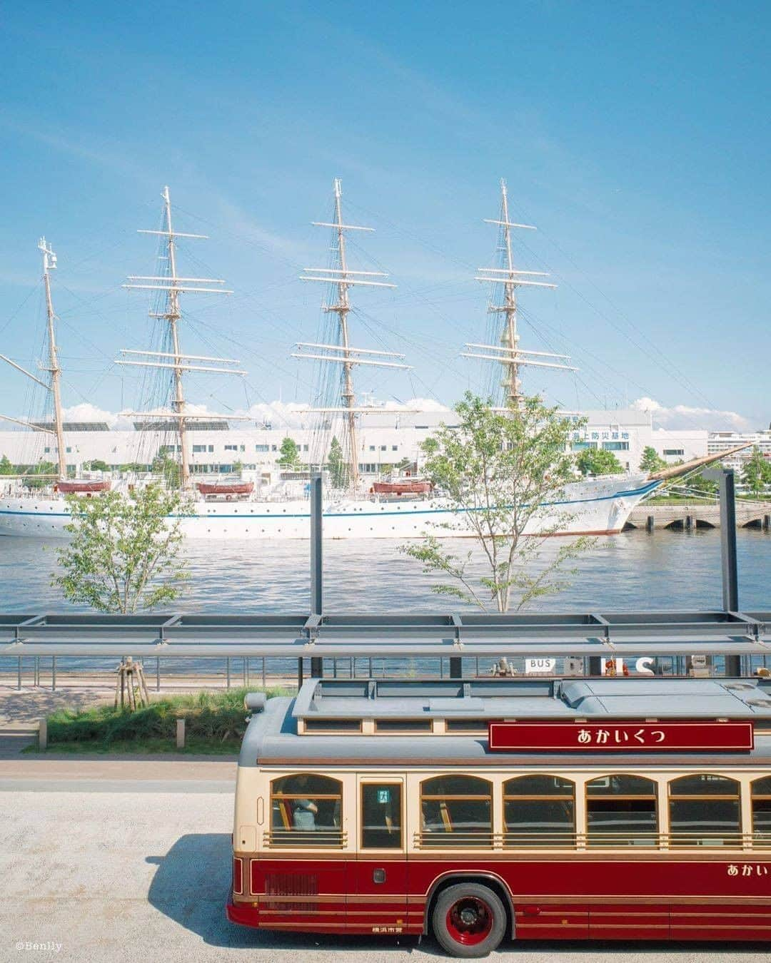 横浜市さんのインスタグラム写真 - (横浜市Instagram)「Retro views on summer days brings a different type of warmth.﻿ Photo: @tateyokobenlly ﻿ #myyokohama ﻿ ﻿ #yokohama #darlingescapes #beautifuldestinations #artofvisuals #somewheremagazine #discoverglobe #travelawesome #passionpassport #lovejapan #explorejapan #japanlife #japanfocus #japan_vacations #japanrevealed #よこはま #ヨコハマ #横浜」8月18日 18時29分 - findyouryokohama_japan