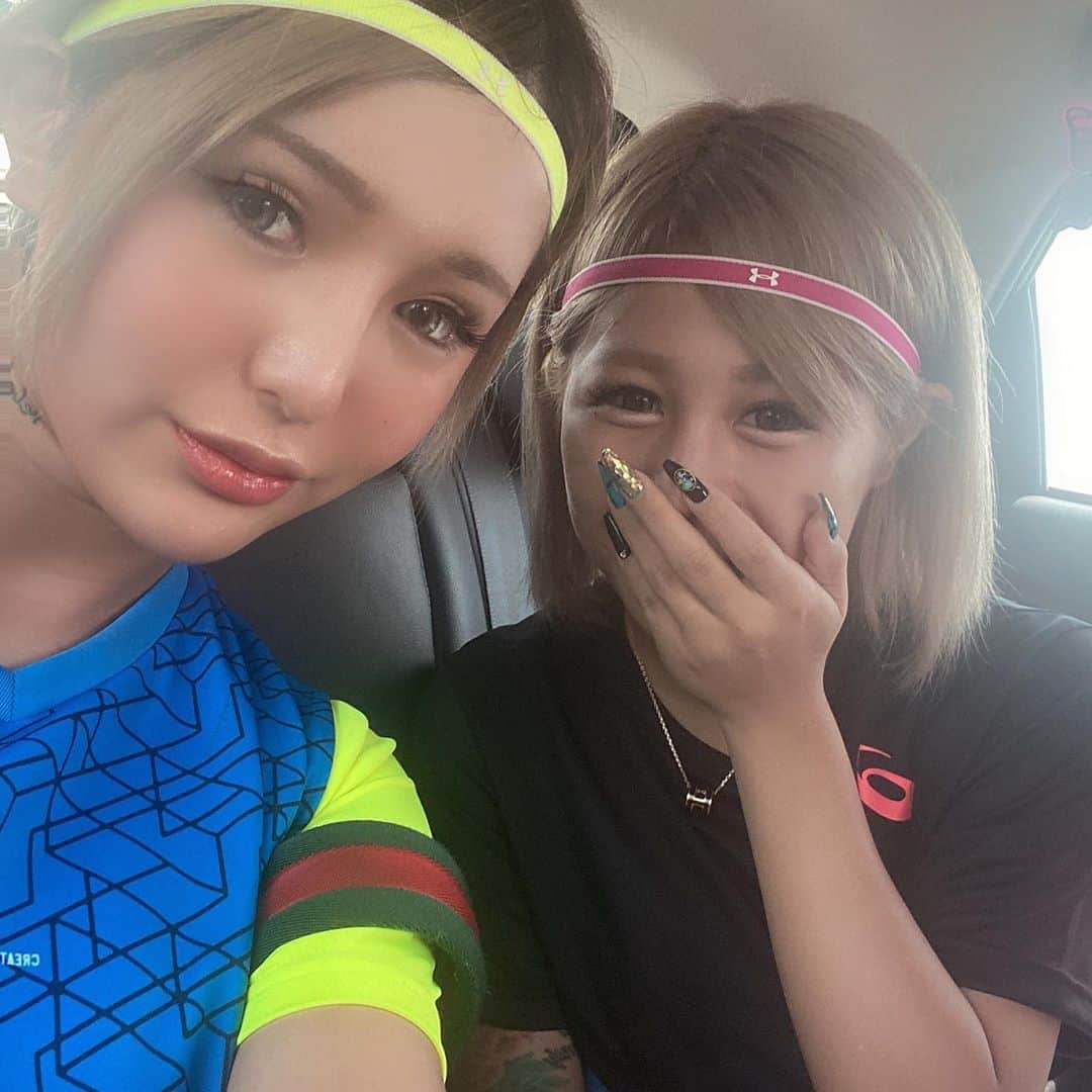 りこぴのインスタグラム：「筋肉痛ヤバいけどバレー楽しい😭❤」