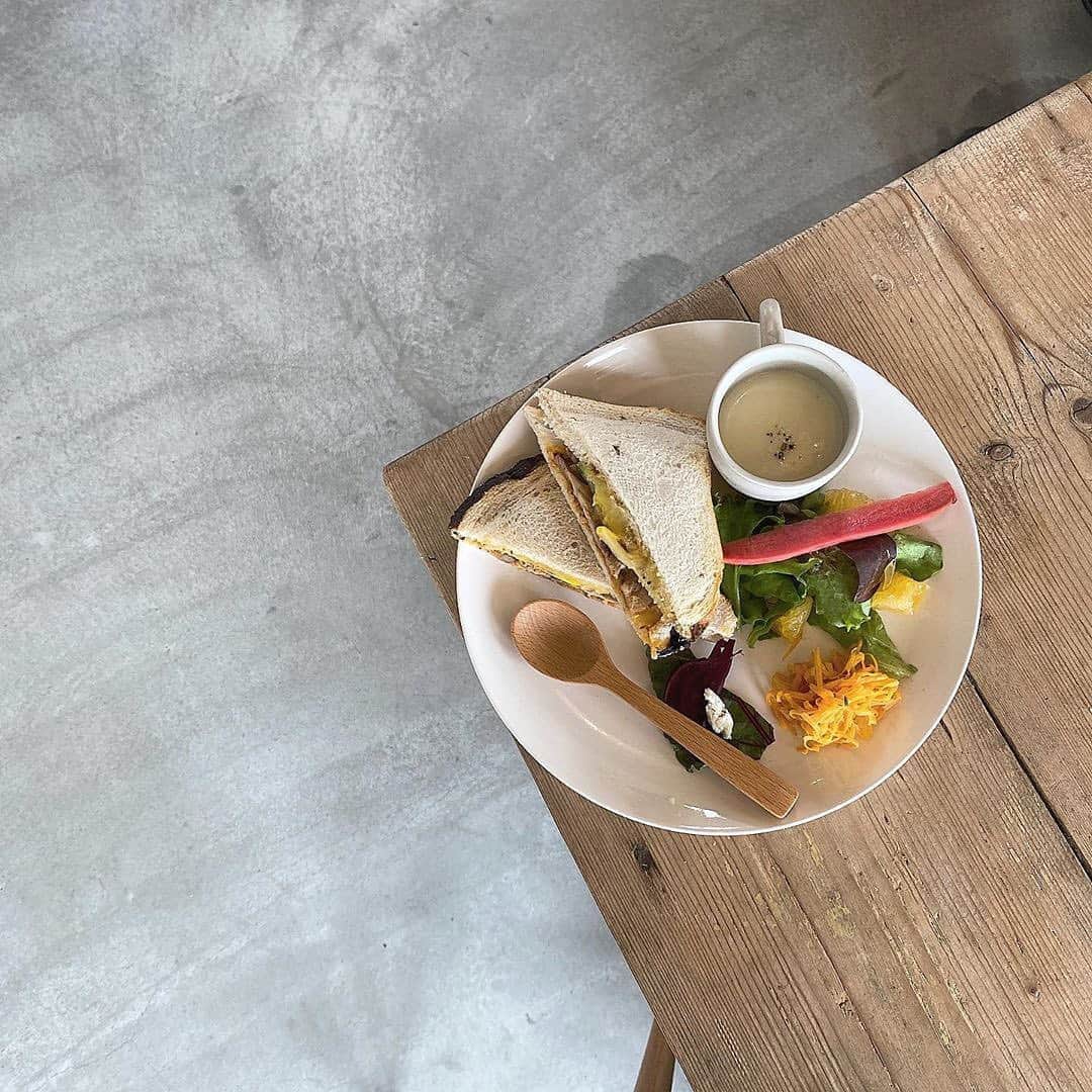 isutaのグルメインスタ