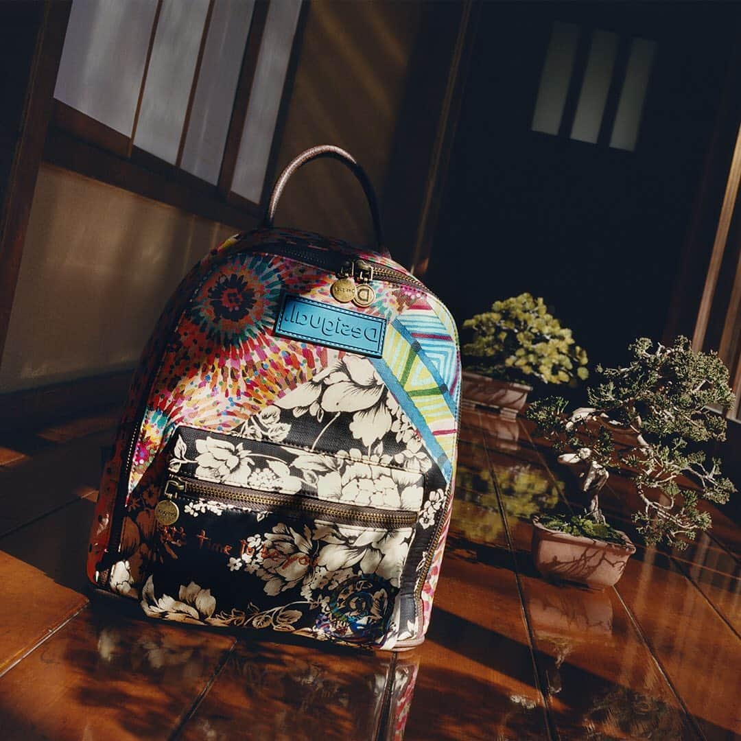 デシグアルのインスタグラム：「Different since 1984. Never  is enough. Discover with #LaDifference FW20 collection how great mixing free feels.」