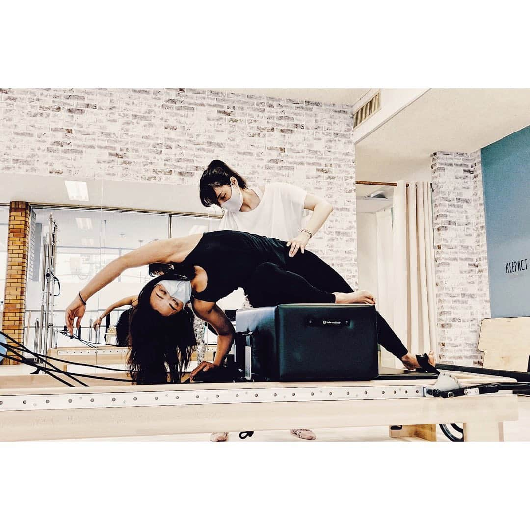 吉田知那美さんのインスタグラム写真 - (吉田知那美Instagram)「・ Better late than never. #pilates ・ レッスンをはじめて約２ヶ月。 ローマも筋肉も可動域も、一日にして成らず🏛 #ピラティス」8月18日 22時03分 - chinami1991