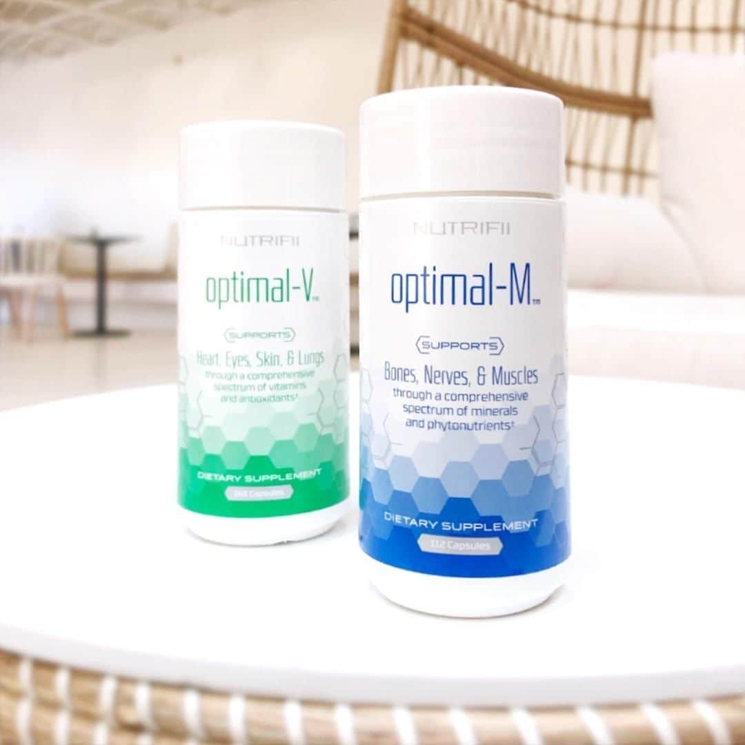 ARIIX Officialさんのインスタグラム写真 - (ARIIX OfficialInstagram)「When you start the day with a 💚 hearty dose of health 💙, there's no limit to what you can achieve!⁠ ⁠ Did you take your vitamins today?⁠ ⁠ ⁠ ⁠ ⁠ #ariix360 #ariix365 #optimals #optimalv #optimalm #takeyourvitamins #nutrifii #ariix #myariixlife #bonesupport #nervesupport #musclesupport #heartsupport #eyesupport #skinsupport #lungsupport #ariixlifestyle #vitaminsandminerals #ariixsealofapproval #ariixquality #healthiswealth  #success #entrepreneurlife #ariixquality #workfromhome #businessbuilding #ariixcorp #ariixcorporate」8月18日 22時52分 - partnercoglobal