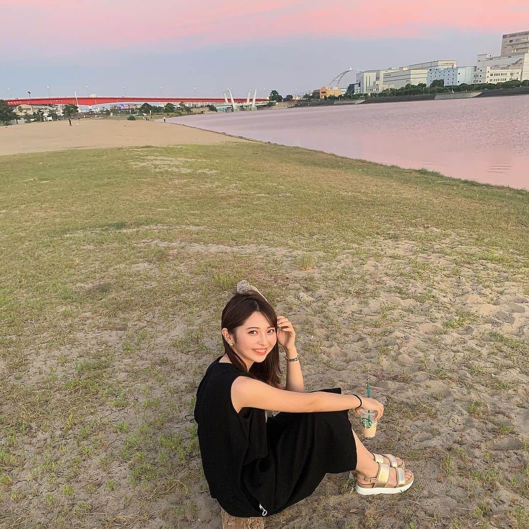 岸本沙季さんのインスタグラム写真 - (岸本沙季Instagram)「夕暮れ時の海が大好き」8月18日 23時06分 - saki__kishimoto