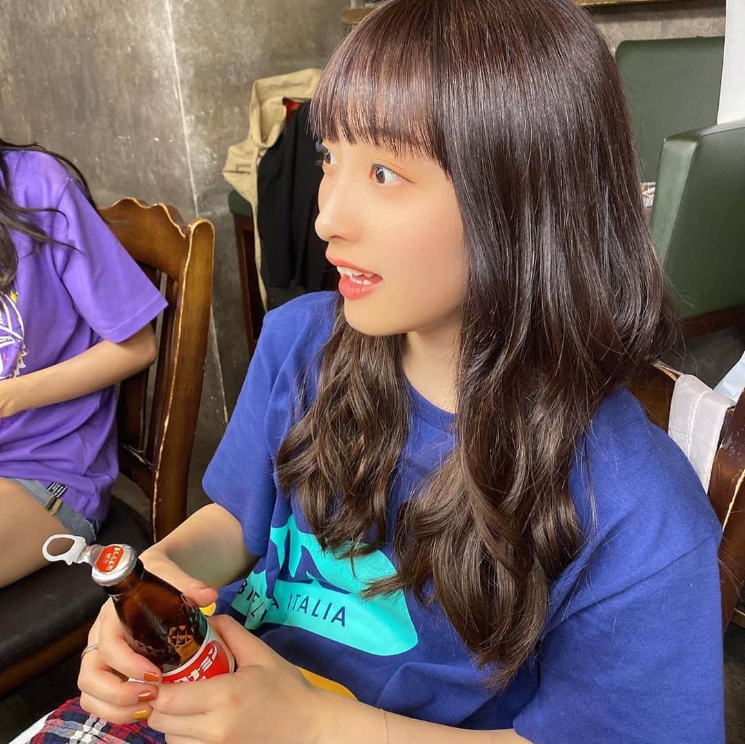 のインスタグラム：「ステージ裏にて。😦😗😮☺️ 明日スタジオ行けそう〜やった〜たのしみ！おやすみなさい！ ・ #live #オフショット」