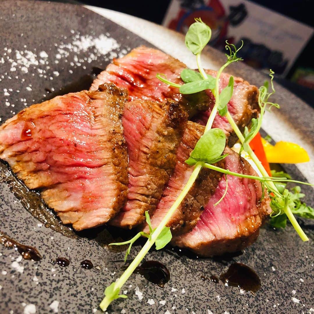 sdiningのグルメインスタ