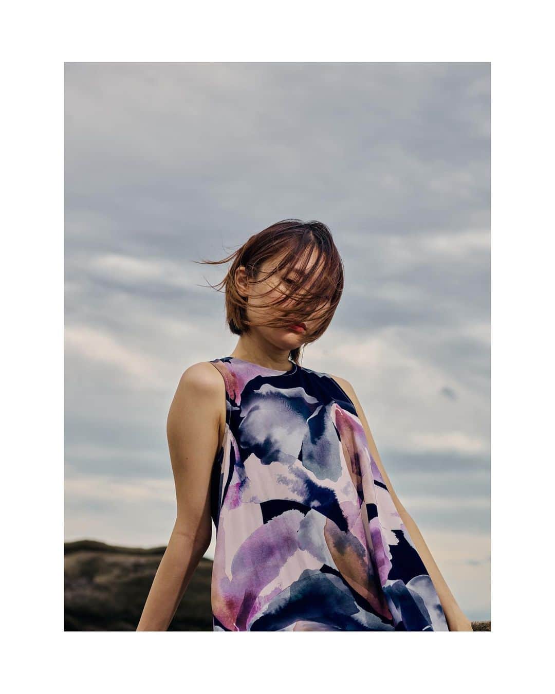 Ryuto Kurokawaのインスタグラム：「久々に外ロケで作品撮りをきちんとやってみましたがいかがでしょう  Styling / Model Saori Nonaka @__nonakasaori  #PhaseOne #PhaseOneXF #PhaseOneIQ150」