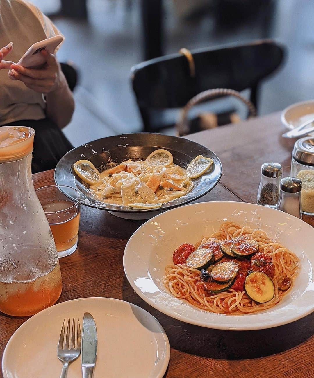 稲川千里さんのインスタグラム写真 - (稲川千里Instagram)「. . lunch🍽🥗 #ランチ #パスタランチ #プッタネスカ #レモンクリームパスタ #クリームパスタ #knockcucinabuonaitaliana」8月19日 0時30分 - chiicamera