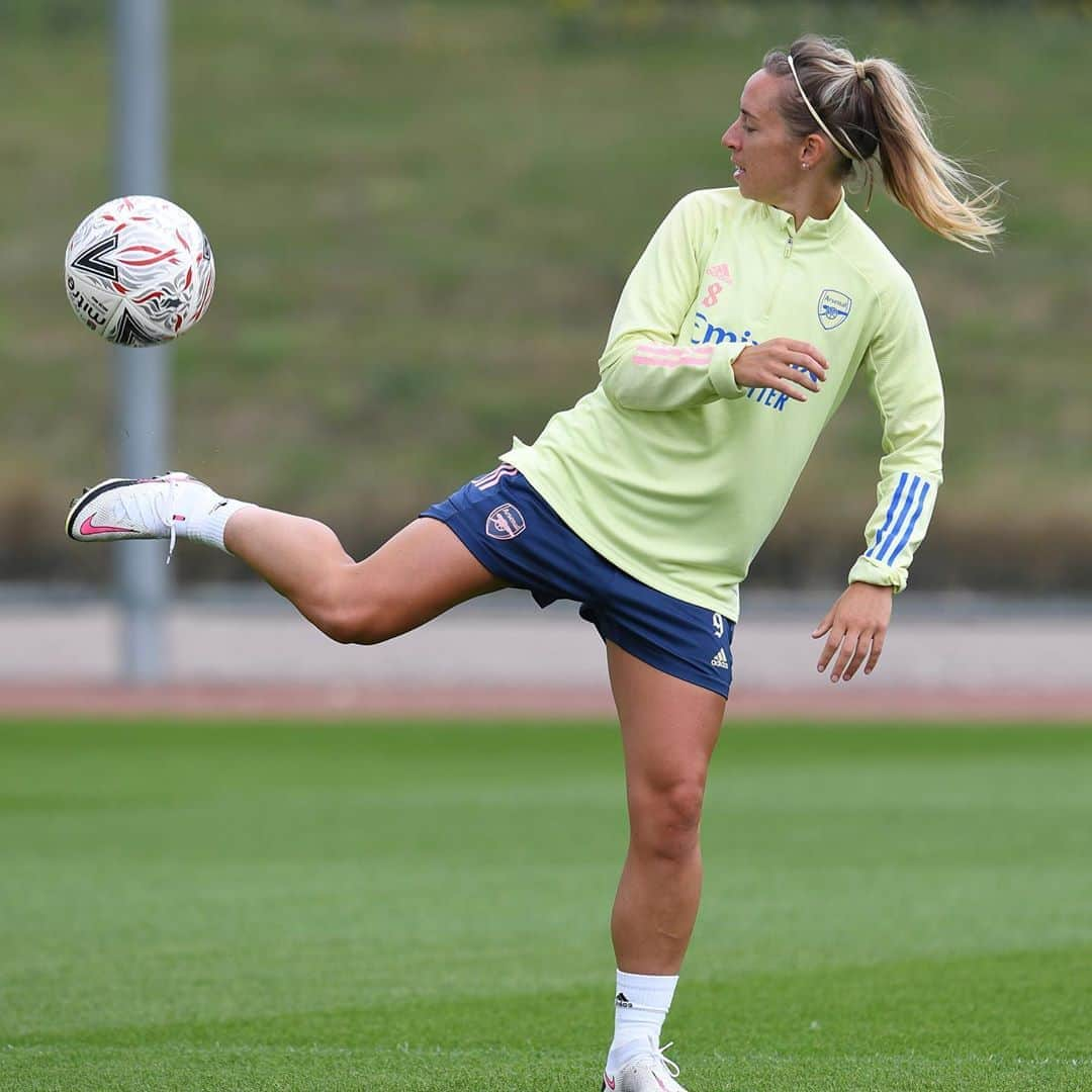 Arsenal Ladiesさんのインスタグラム写真 - (Arsenal LadiesInstagram)「T E C H N I Q U E 👌 ⁣ ⁣ #WeAreTheArsenal #Arsenal #AFC #COYG #Gunners」8月19日 0時42分 - arsenalwfc