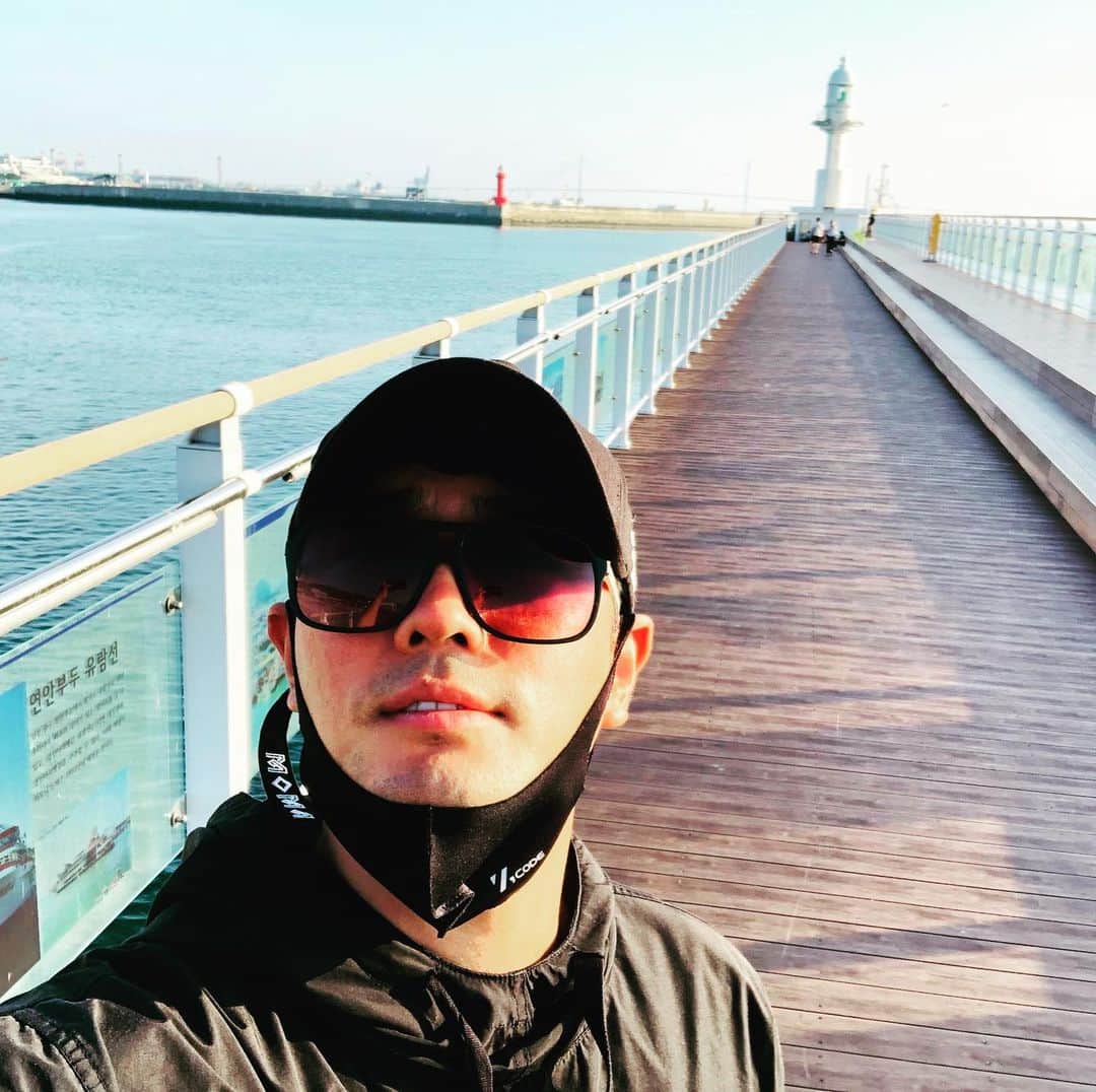 チョ・ハンソンのインスタグラム：「드림즈에 가야죠..! #사회적거리두기  #드림즈  #임동규 #인생이힘들다. #그만하고싶다」