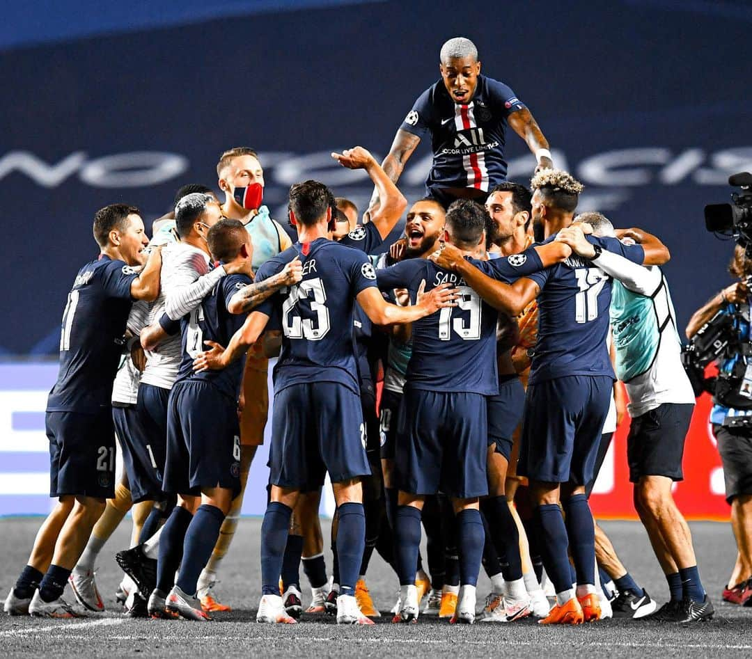 ユリアン・ドラクスラーさんのインスタグラム写真 - (ユリアン・ドラクスラーInstagram)「Next up: Champions League Final 2020 🔴🔵💥 • • • #RBLPSG #LDC #CL #finale #icicestparis #allezpsg #psg #paris #paname #jdx」8月19日 7時06分 - draxlerofficial