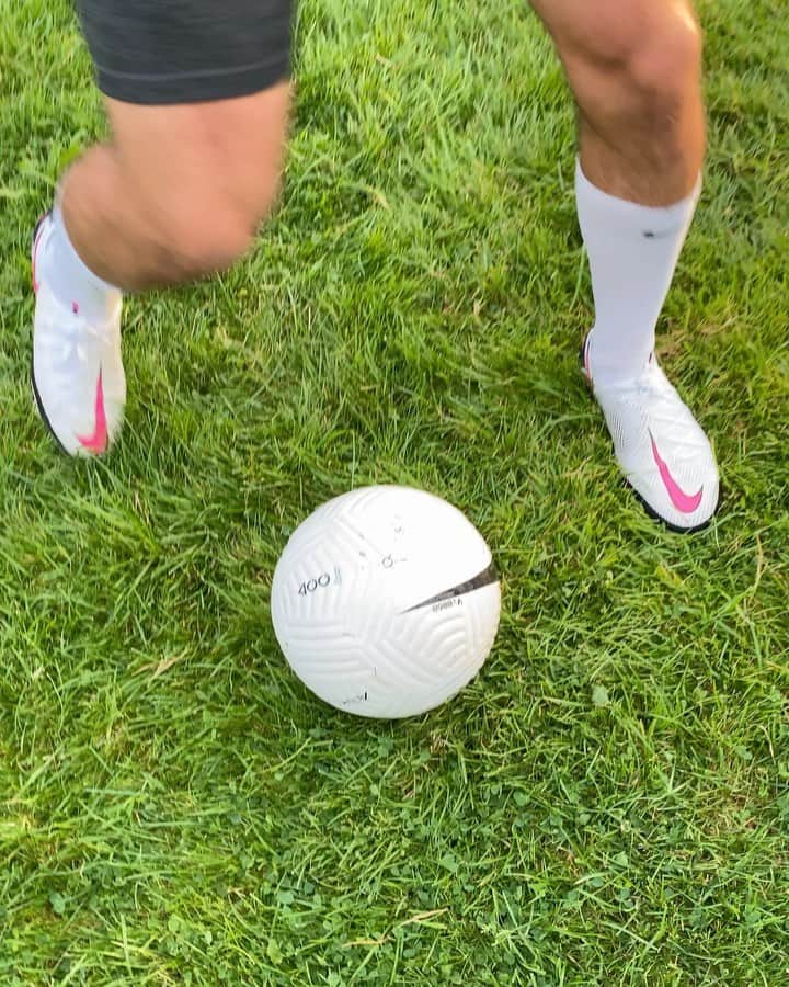 マリオ・ゲッツェのインスタグラム：「Lets see what you can do. Try it out 👆🏼 #playwithskill @nikefootball」