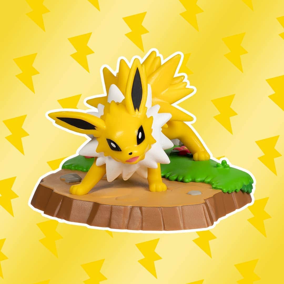 Pokémonさんのインスタグラム写真 - (PokémonInstagram)「Our latest @originalfunko figure definitely sparks joy!  Jolteon is available now at the Pokémon Center. Watt are you waiting for, US Trainers? Hit the link in our bio! ⚡️」8月19日 1時48分 - pokemon