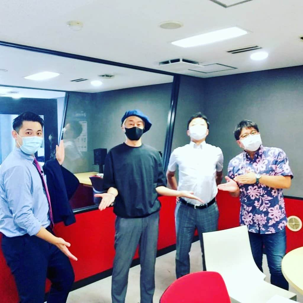 深町健二郎さんのインスタグラム写真 - (深町健二郎Instagram)「奇跡のレコーディングPart-1  #松隈ケンタ #HKT48 #宮本啓典 #長岡大雅 #結城亮二 #KBC #TVQ #ゴリけん #斎藤優 #ゴリパラ #タグるヨル #内村麻美 #大島向葵 #吉本一椛 #福岡ミュージックマンス #ミュージックアクション福岡」8月19日 2時24分 - kenjirofukamachi