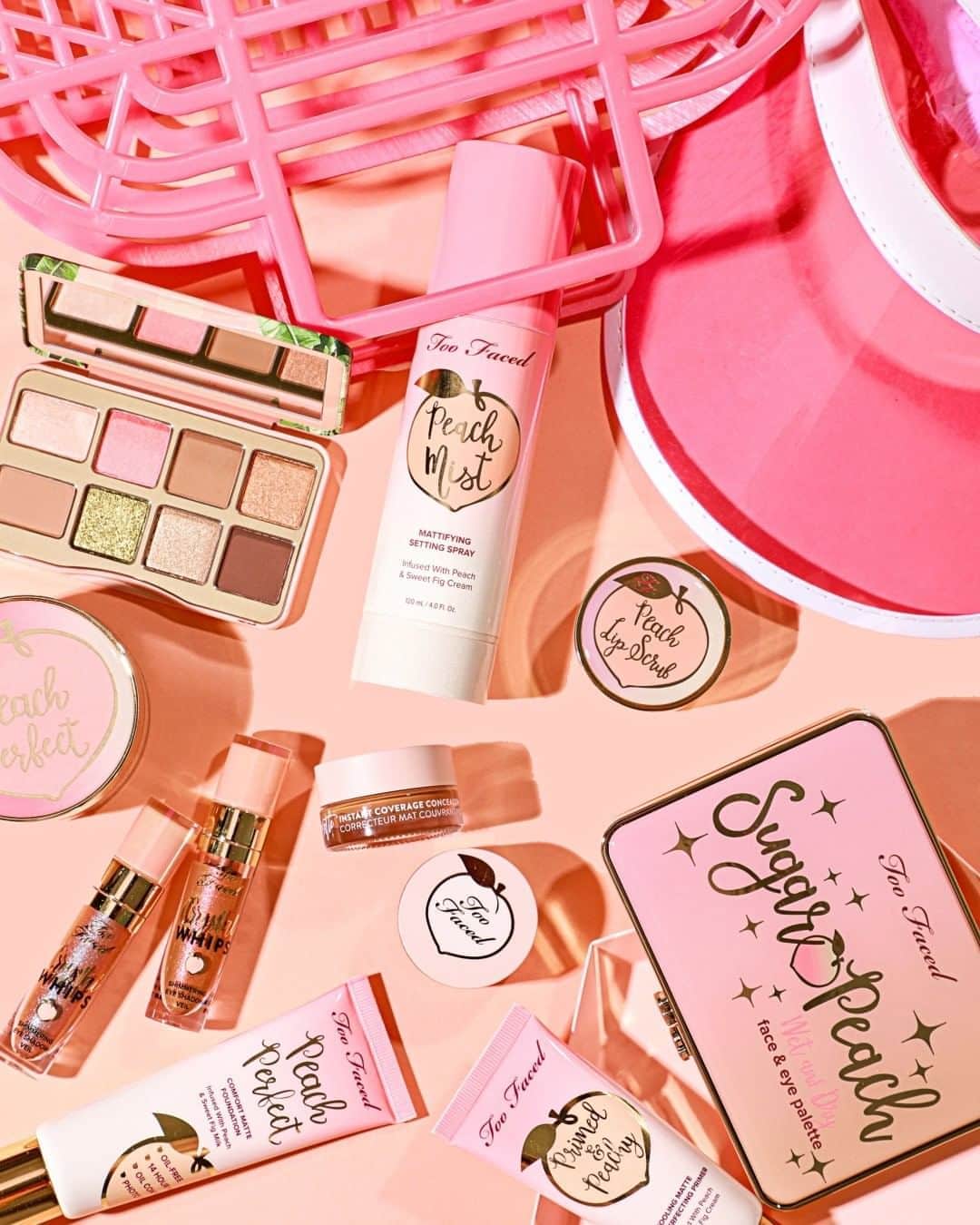Too Facedさんのインスタグラム写真 - (Too FacedInstagram)「Soak up the last bits of summer with these peachy faves. ☀️🍑 If you had to pick one #tfpeachesandcream product for the summer, what would you choose? #toofaced」8月19日 3時00分 - toofaced
