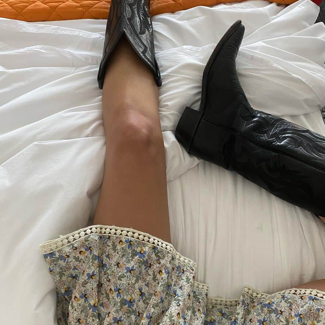 Halseyさんのインスタグラム写真 - (HalseyInstagram)「there’s no use cryin about it」8月19日 3時00分 - iamhalsey